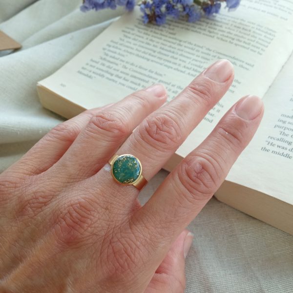 Turquoise/green and gold ring