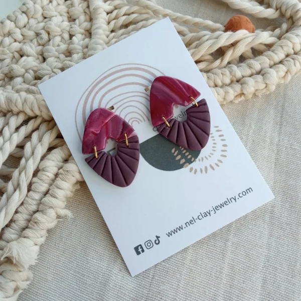 Marbled burgundy and deep purple studs