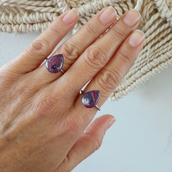 Marbled purple teardrop rings