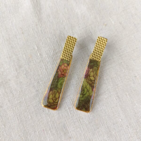 Floral long trapezoid earrings