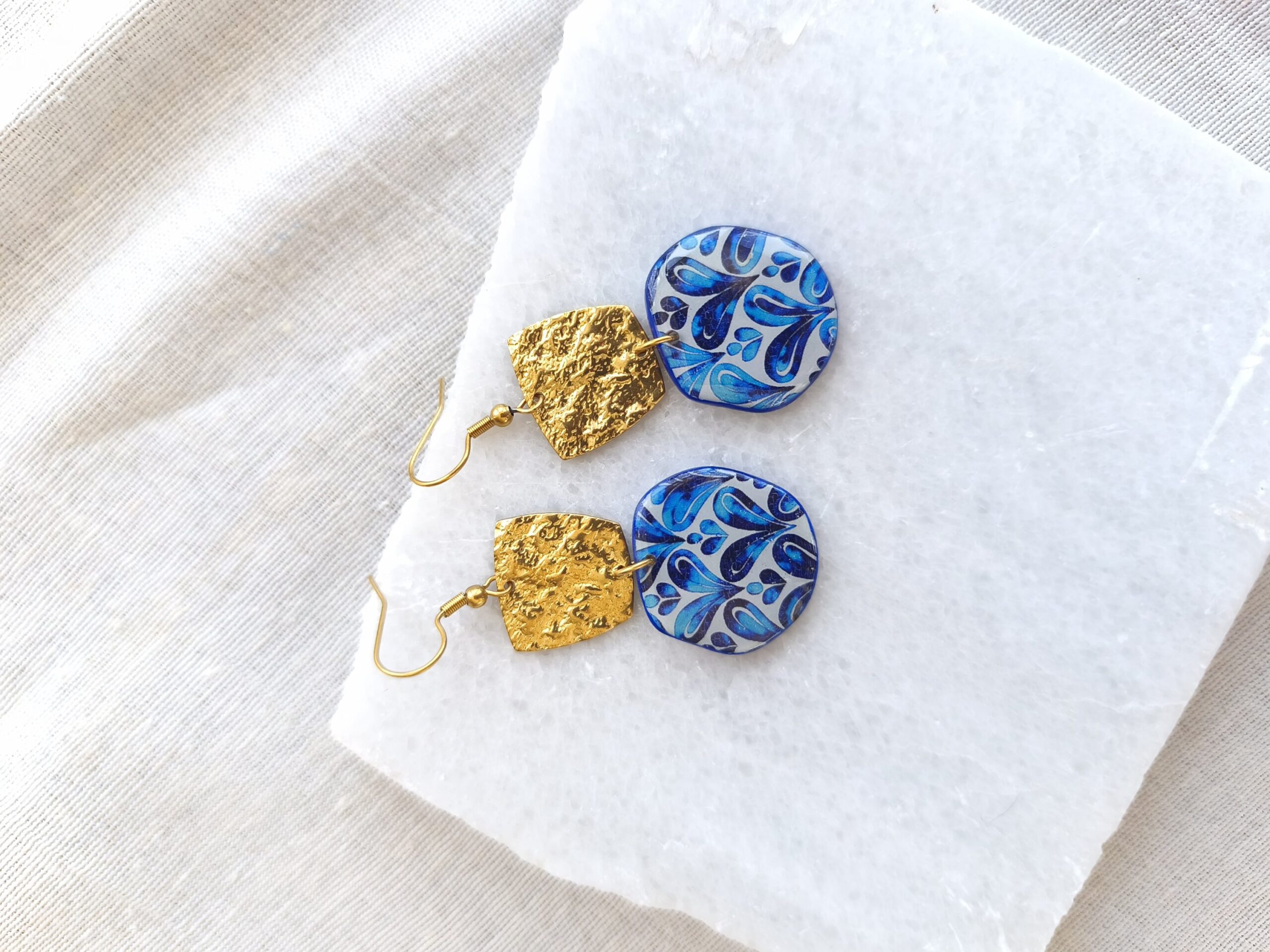 Nel Clay Jewelry - Patterned blue earrings with gold trapezoid charms 4 Patterned blue earrings with gold trapezoid charms - Image 4