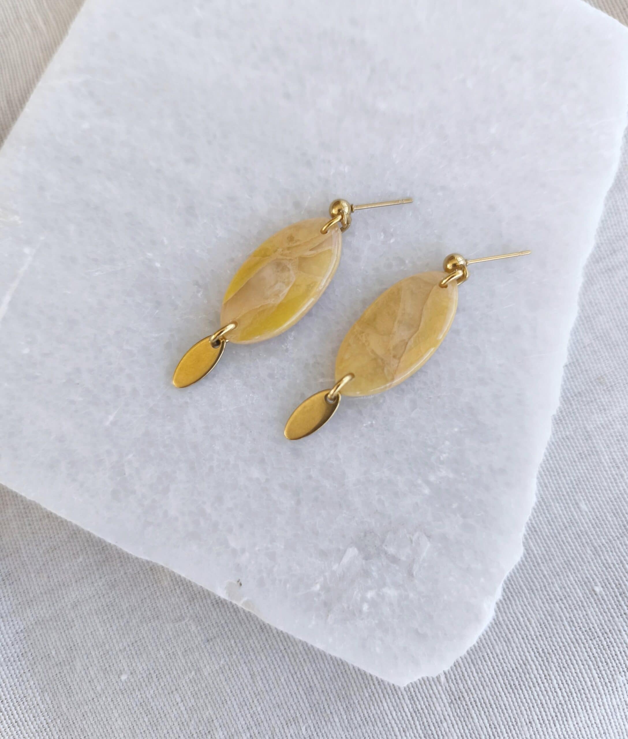 Nel Clay Jewelry - Marbled golden yellow oval dangles 1 Marbled golden yellow oval dangles