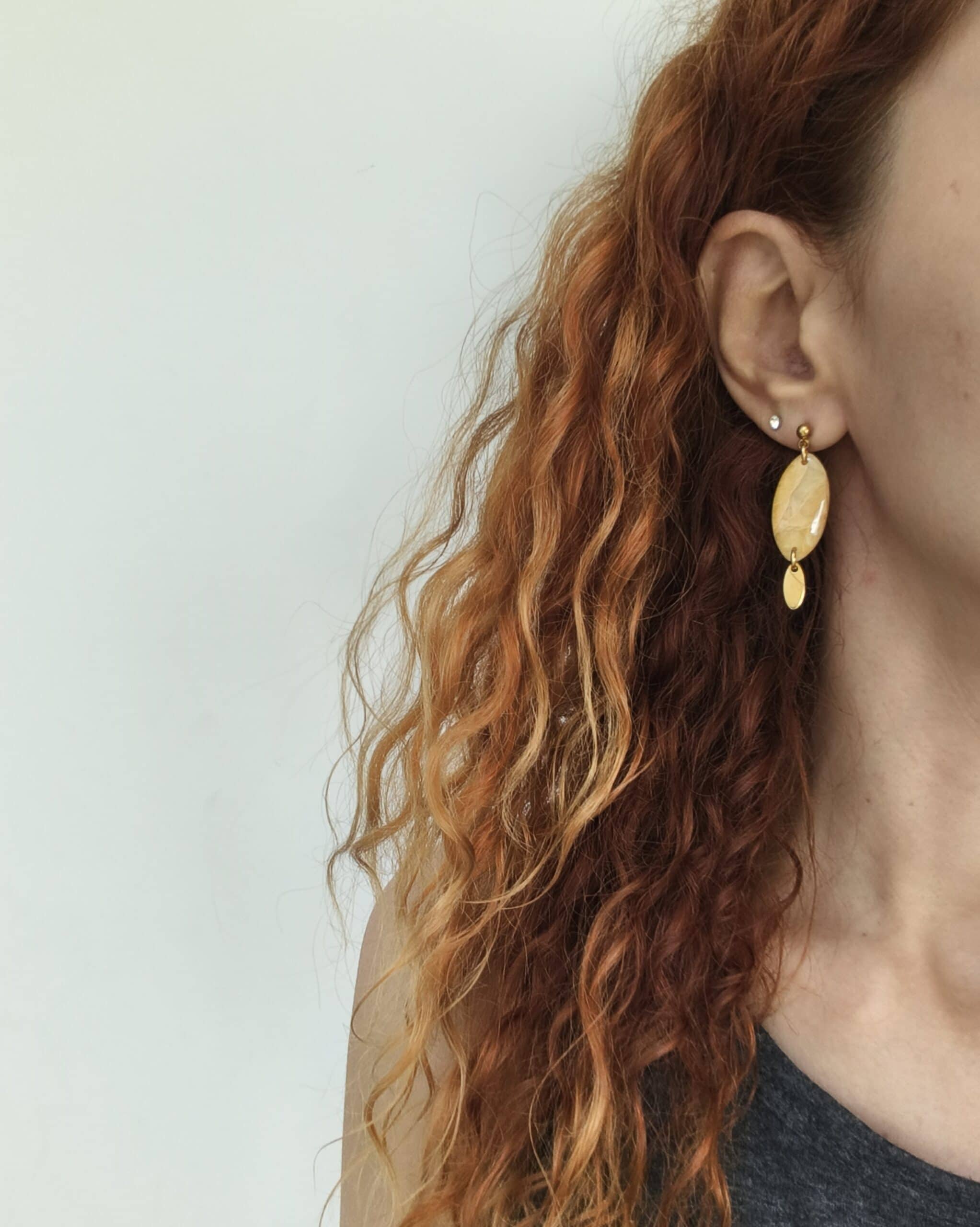 Nel Clay Jewelry - Marbled golden yellow oval dangles 2 Marbled golden yellow oval dangles - Image 2