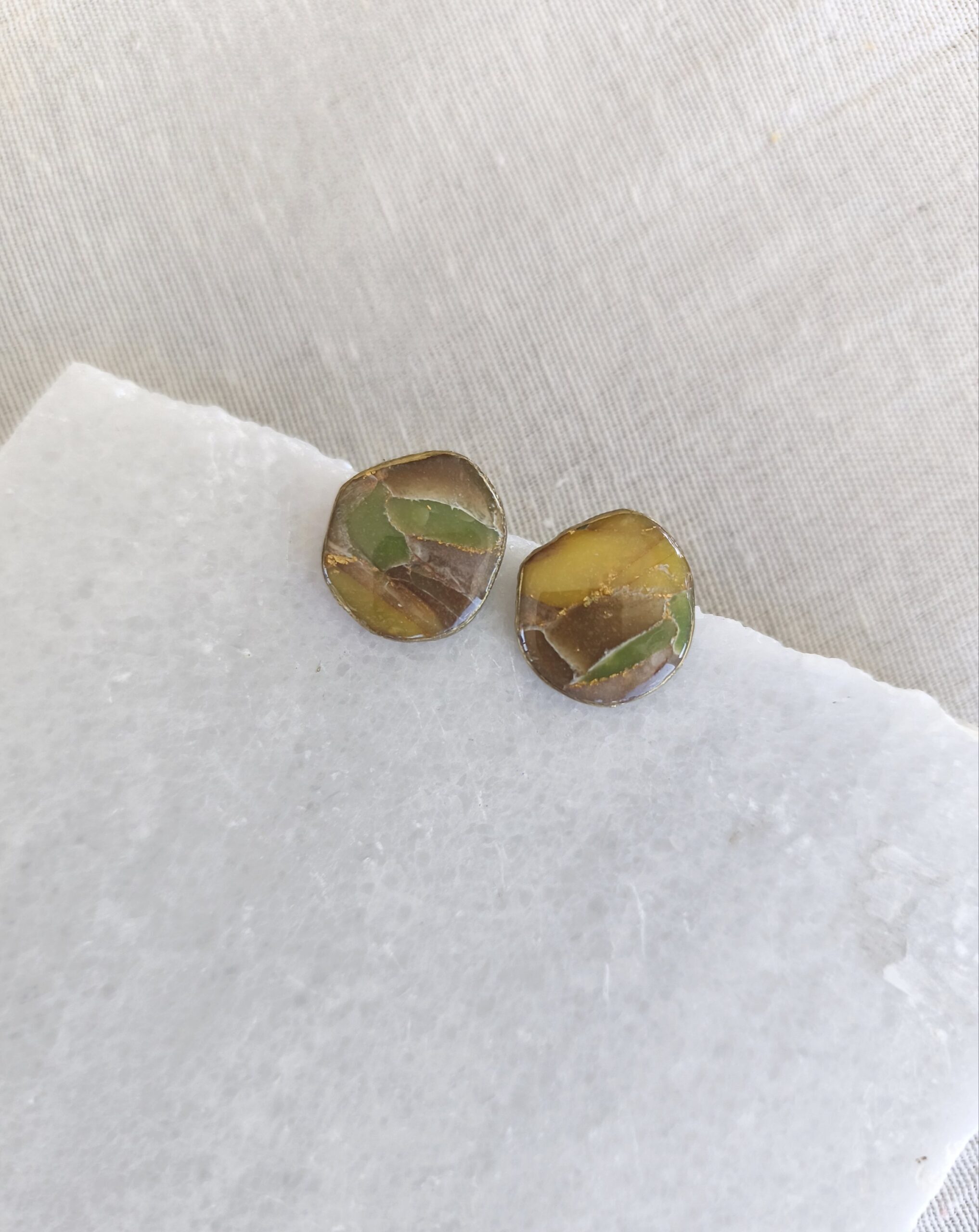 Nel Clay Jewelry - Marbled earthy medium-sized studs 2 Marbled earthy medium-sized studs - Image 2